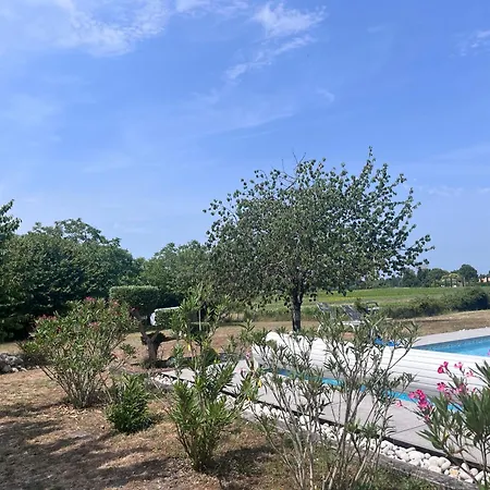 Le Panorama De Canteloup Bed & Breakfast Fours (Gironde)